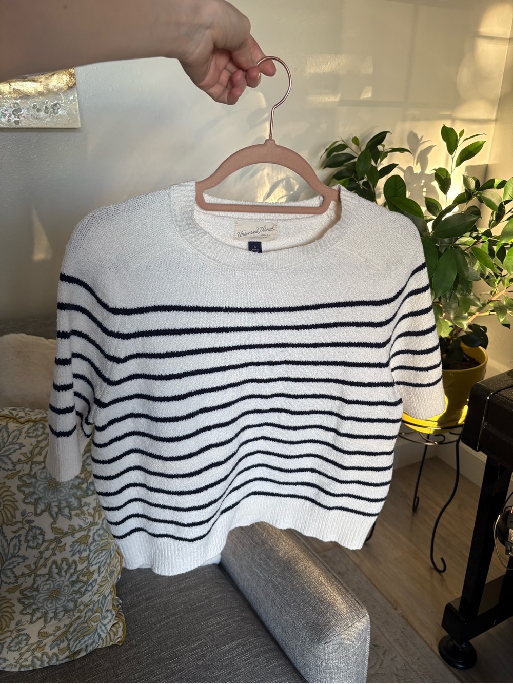 Universal Thread White and Navy Striped Crewneck Sweater